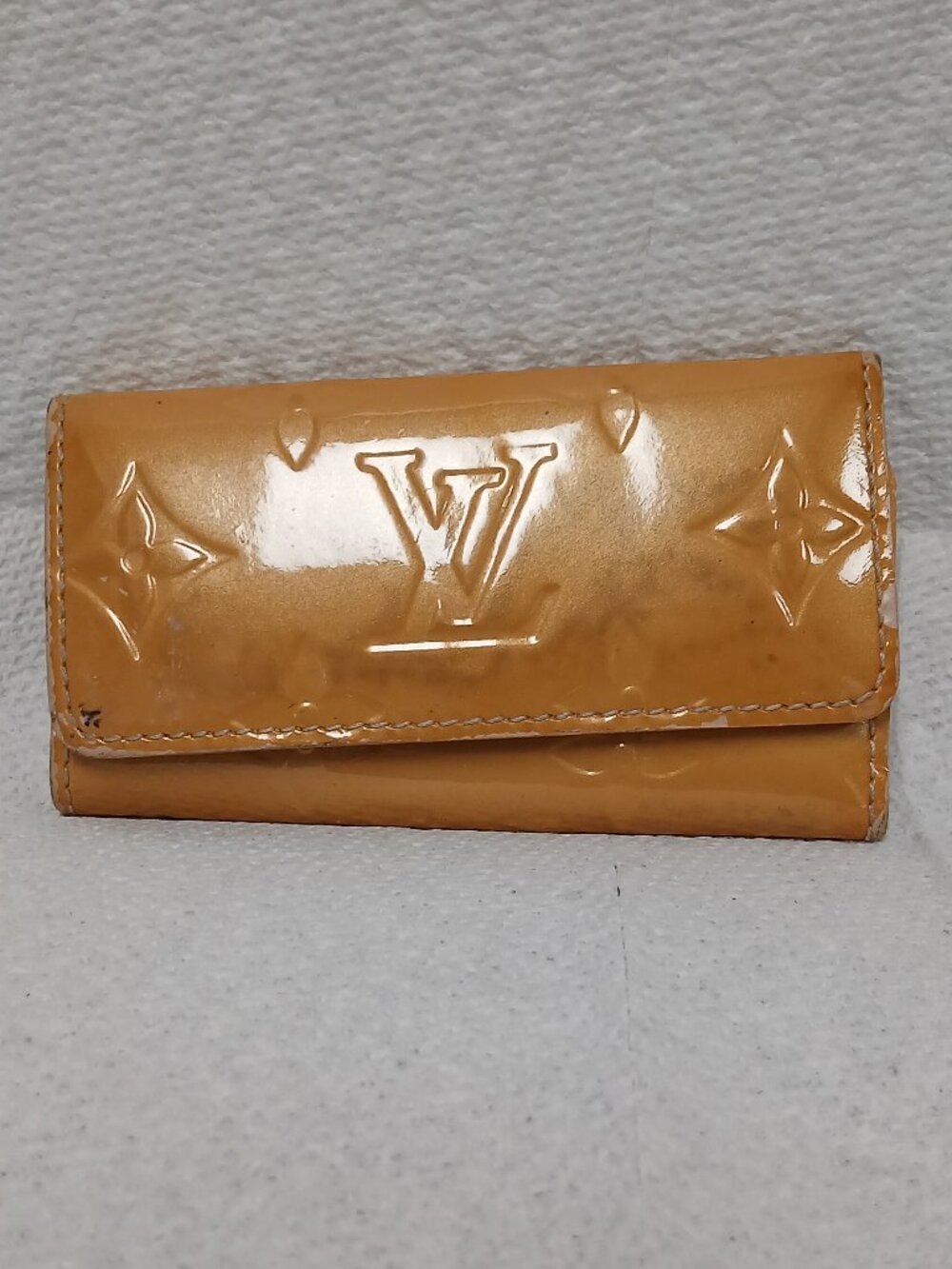 LOUIS VUITTON Key Case Vernis Multicles 4 Yellow